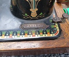 Singer sewing machine