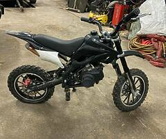 Mini dirt bike