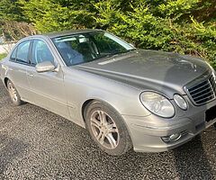 2009 Mercedes Benz E Class 2.2 diesel for breaking e220 - Image 4/4