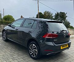 2019 Volkswagen Golf - Image 5/10