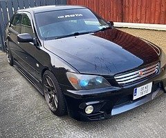 Toyota altezza - Image 9/9