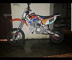 2017 Stomp 140 cc - Image 3/3