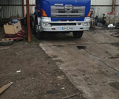 Hino truck