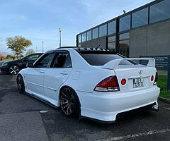 Lexus is300