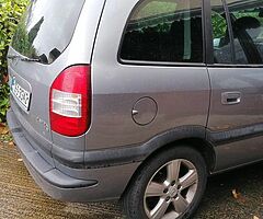 Opel Zafera 7 Seats