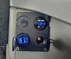 VOLKSWAGEN CADDY CAMPER 09 - Image 10/10