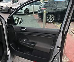 Volkswagen Golf V - Image 6/10