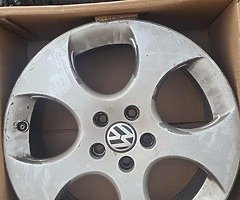 Genuine mk5 gti alloys