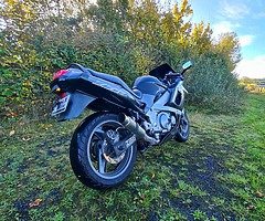 Zzr600