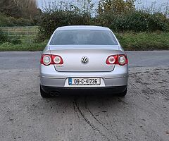 09 VW PASSAT 2.0 TDI - Image 10/10