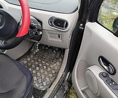 Renault modus 1.1 petrol. A the lovely little car.
Great condition. No test no tax €475. - Image 4/5