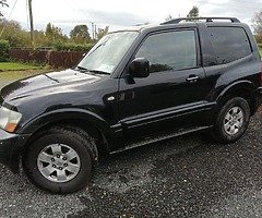 Mitsubishi pajero