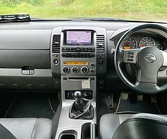 06 NISSAN PATHFINDER CREW CAB - Image 8/10