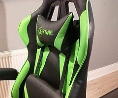High quality brand new gaming chair
National shipping €15 - Image 8/10