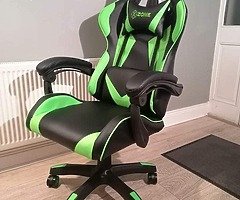 High quality brand new gaming chair
National shipping €15 - Image 10/10