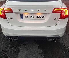 R-design Volvo S60 - Image 4/8