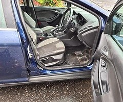 2011 Ford Focus Zetec 2.0tdci 140bhp 6speed NCT 11/22 TAX 04/22 - Image 5/9