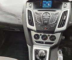2011 Ford Focus Zetec 2.0tdci 140bhp 6speed NCT 11/22 TAX 04/22 - Image 8/9