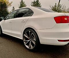 2013 Volkswagen Jetta - Image 3/9