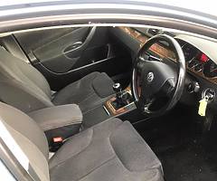 2006 Volkswagen Atlas - Image 6/6