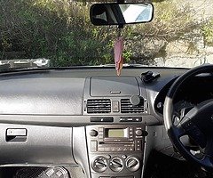 Toyota Avensis 1.6 - Image 6/10