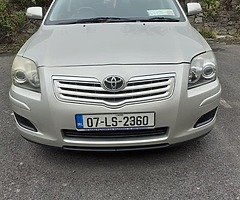 Toyota Avensis 1.6 - Image 9/10