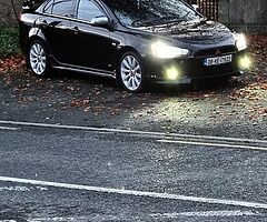 Mitsubishi lancer