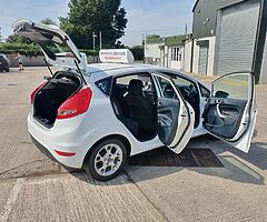 2012 Ford Fiesta 1.25 Zetec High Spec - Image 6/10