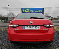 2017 Skoda Super - Image 5/10