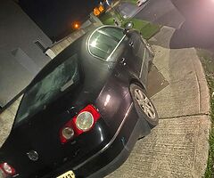 07 Volkswagen Passat for breaking