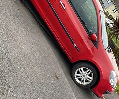 Car - Image 4/4