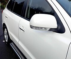 2011 Hyundai Santa Fe - Image 3/10