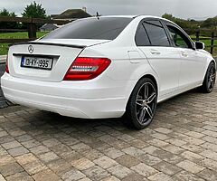 2013 Mercedes Benz - Image 9/9