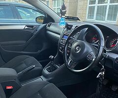 2010 Volkswagen Golf - Image 4/6