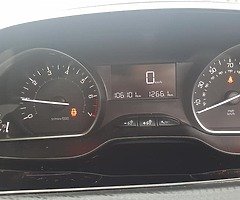 Peugeot 208 - Image 9/10