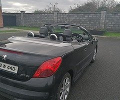 Automatic - Convertible Car - Image 7/10