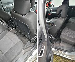 2011 Peugeot 3008 -