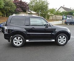2012 Mitsubishi Shogun - Image 3/10