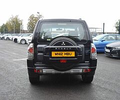 2012 Mitsubishi Shogun - Image 5/10
