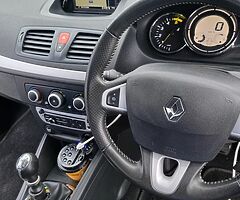 Renault mégane 2012 - Image 6/8