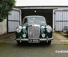 1957 Mercedes-Benz 220S