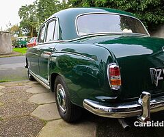 1957 Mercedes-Benz 220S - Image 4/10