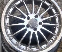 4 Alloy wheels 18 
 audi A6 a4 vw etc