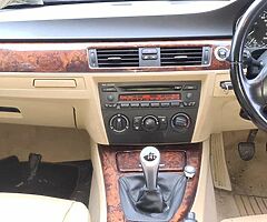 06 BMW 320 - Image 4/9