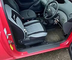 Toyota yaris 03 - Image 7/10