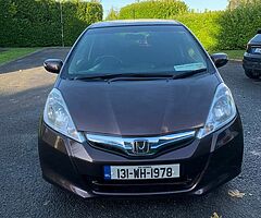 Honda Fit 1.3L Hybrid 2013