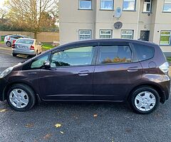 Honda Fit 1.3L Hybrid 2013 - Image 3/5