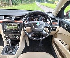 2012 Skoda Superb Elegance Greenline 1.6 T.D.I - Image 10/10