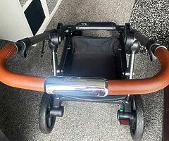 Silver cross wave tandem travel system - Image 7/10