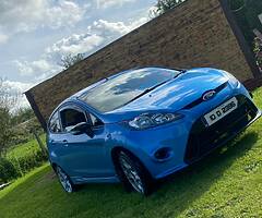 2010 Ford Fiesta